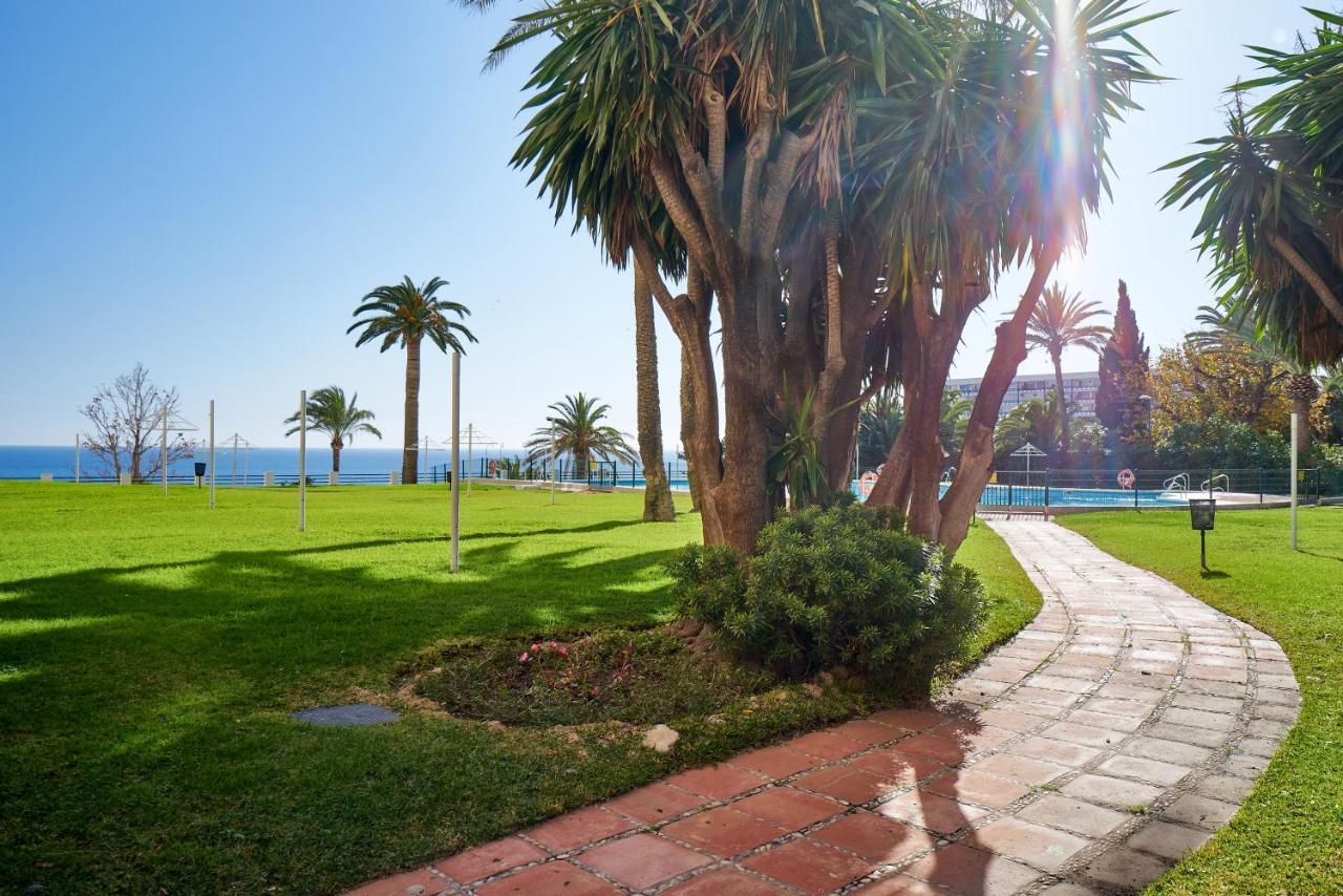 Pura Vida Luxury Apartment With Jacuzzi Torremolinos Exterior photo