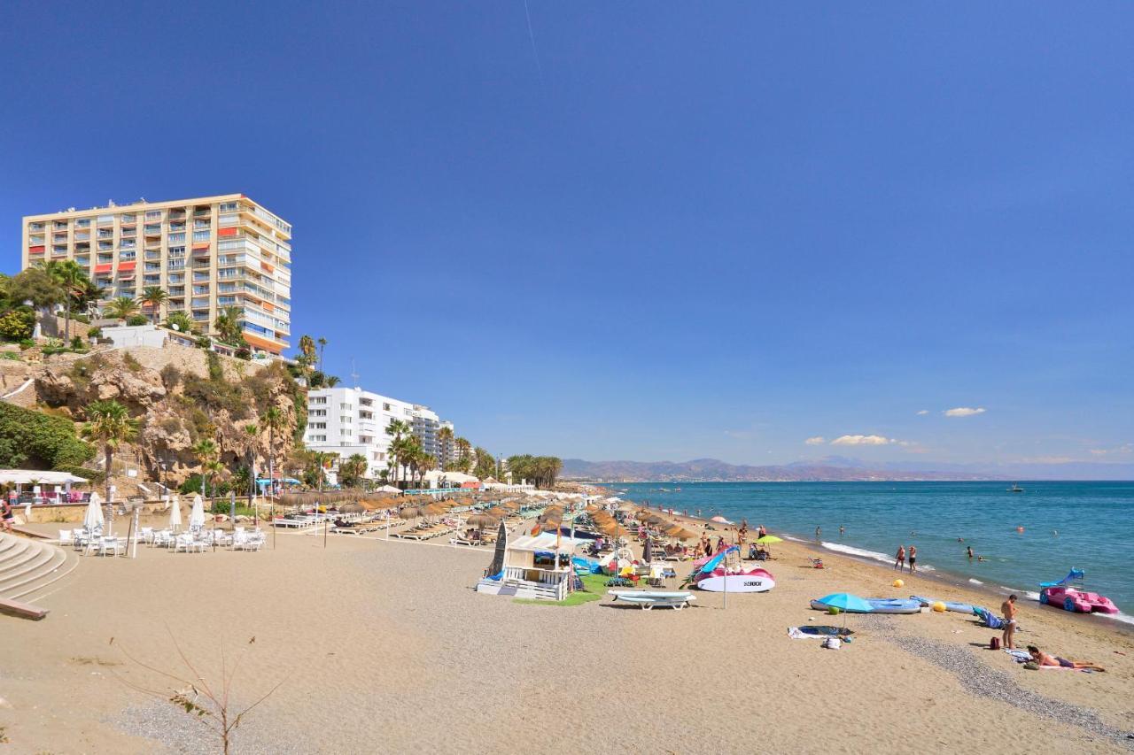 Pura Vida Luxury Apartment With Jacuzzi Torremolinos Exterior photo